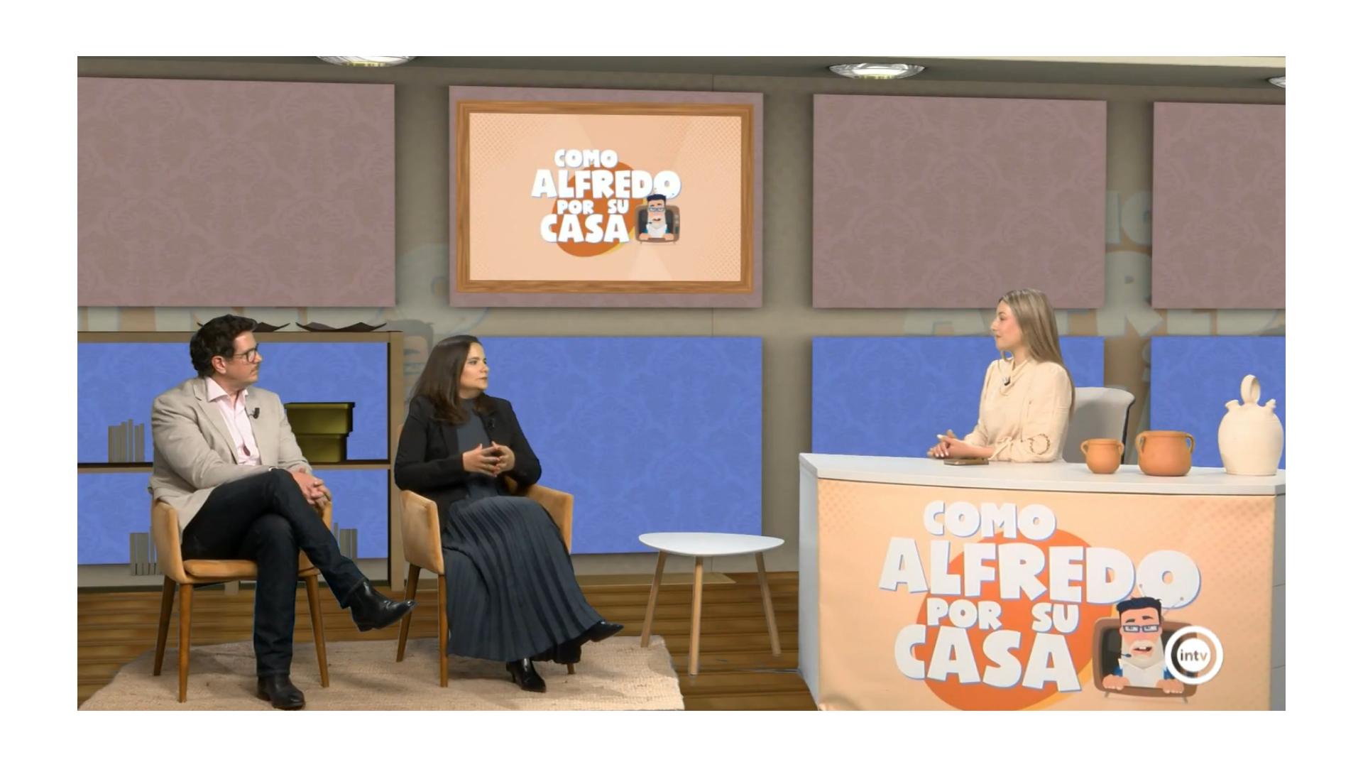 Raquel Martínez y Seán Young entrevistados en Interalmería TV